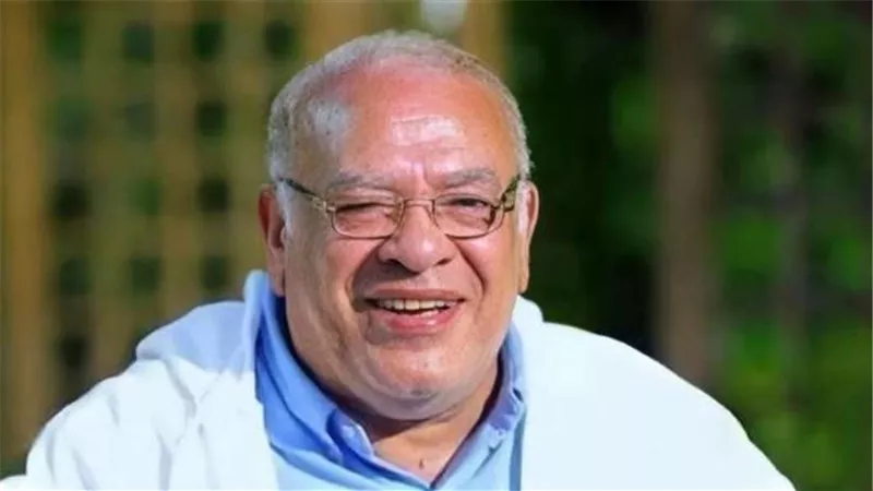 صلاح عبد الله يرتكب خطأً محرجاً يشعل السوشيال ميديا
