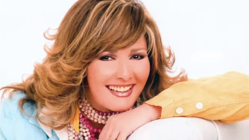 أول تعليق للفنانة أثار الحكيم بعد تعرضها لأزمة صحية