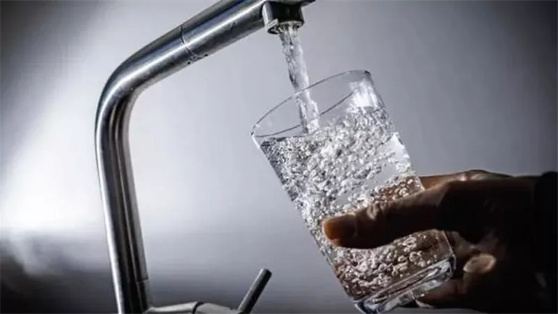 مجلس الوزراء يكشف حقيقة تلوث مياه الشرب في المحافظات