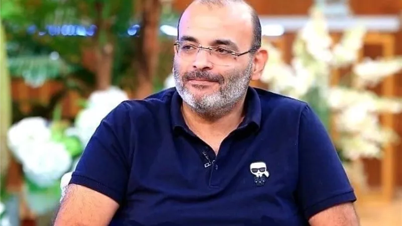 مش أي حد يكتب.. أيمن بهجت قمر يطالب بتأسيس نقابة للشاعر المصري
