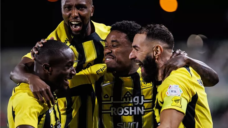 اتحاد جدة يفوز على الأخدود بثنائية في الدوري السعودي