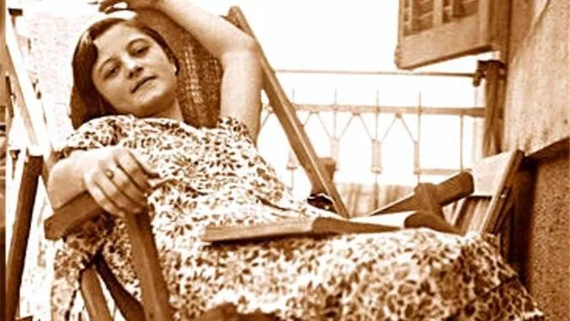 مي زيادة | أديبة وكاتبة فلسطينية سورية أتقنت 9 لغات