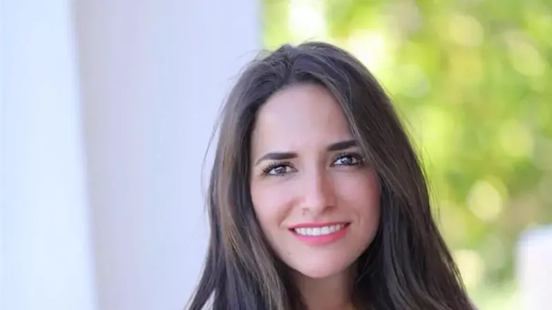 من هي بسمة أسامة شيحة التي أعادت شريهان إلى وسائل الإعلام لتقديم العزاء؟