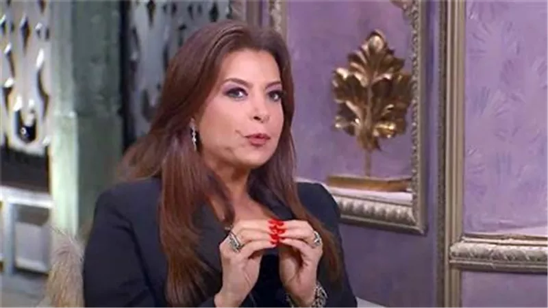 منال سلامة تكشف أسباب مفاجئة عن رفضها دخول أبنائها مجال الفن 