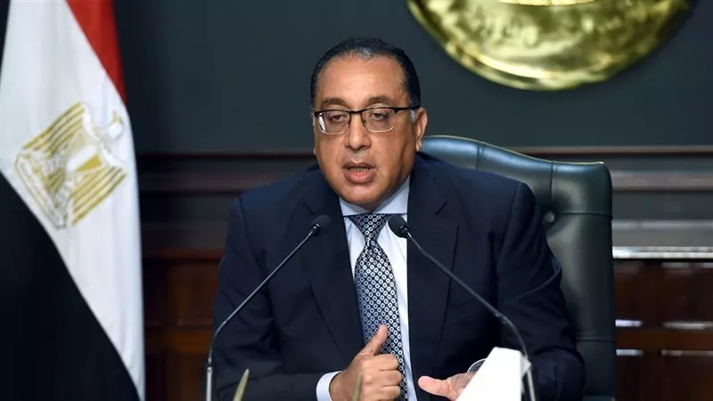 رئيس الوزراء: الحكومة مضطرة لتحريك أسعار الوقود حتى نهاية 2025