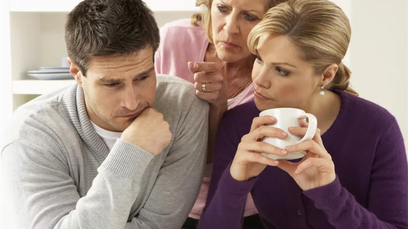 أمينة الفتوى: تدخلات الأهل تدمر حياة الزوجين (فيديو)
