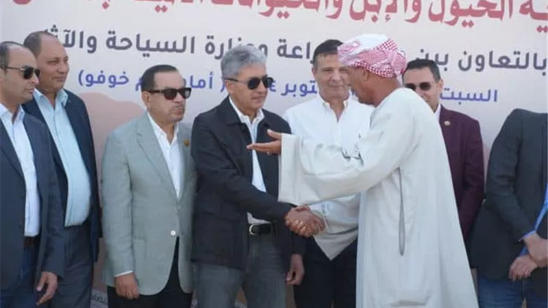 من أمام الأهرامات.. إطلاق برنامج وطني لحماية الخيول والإبل والحيوانات الأليفة