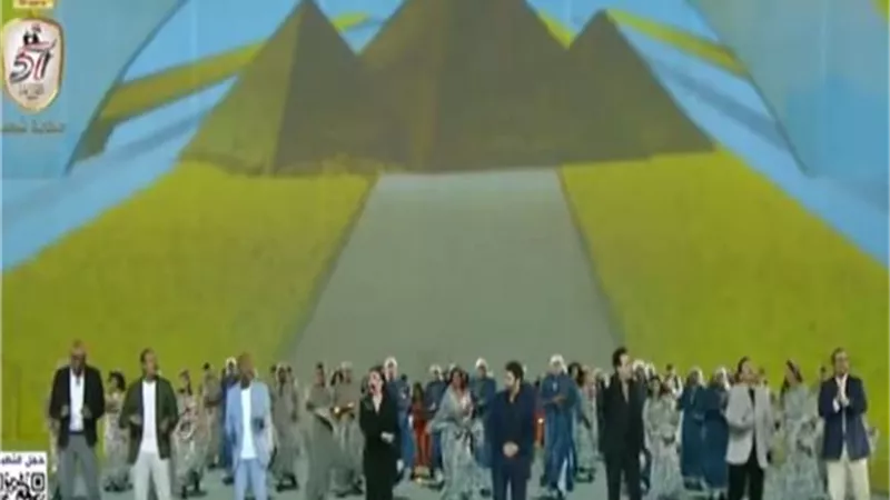 نجوم الغناء يتألقون بأوبريت «تحدي ورا تحدي» باحتفالية اتحاد القبائل العربية بحضور السيسي 