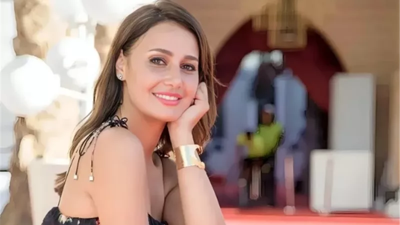 حلا شيحة تكشف موقفها من تقديم جزء ثان من «السلم والتعبان»