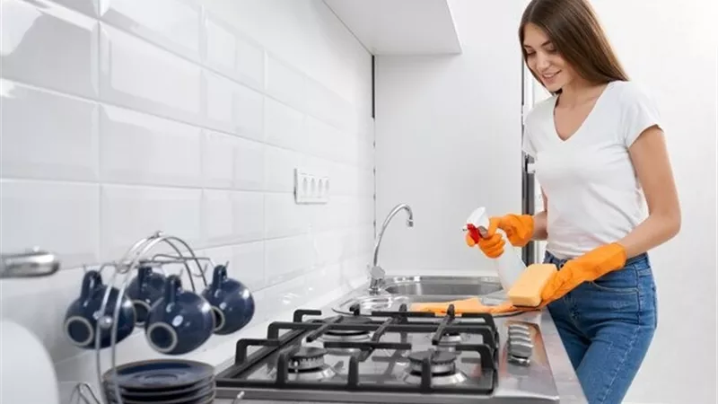 من مطبخك.. 5 مكونات تساعد على تنظيف وتلميع منزلك