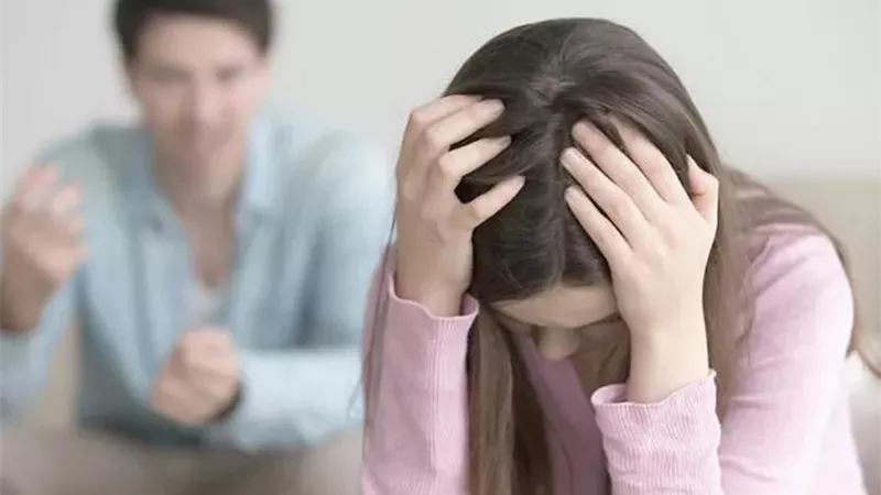 زوجة أمام محكمة الأسرة: «جوزي عمل حساب وهمي ونشر عليه صوري الخاصة»
