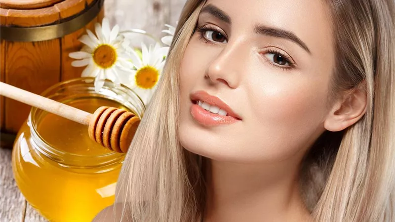 خلطات طبيعية بالعسل لبشرة خالية من التجاعيد