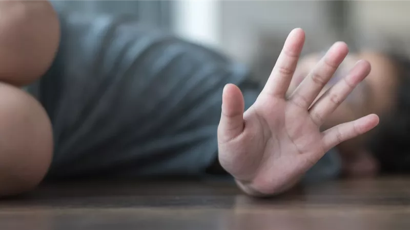 الصحة تصدم المشترك في ختان الإناث بعقوبة قاسية
