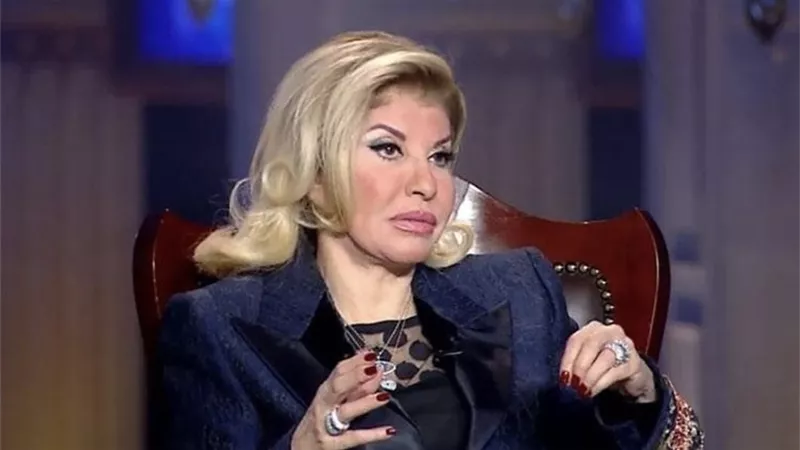 التفاصيل الكاملة لخلاف الإعلامية هالة سرحان وجارها رجل الأعمال