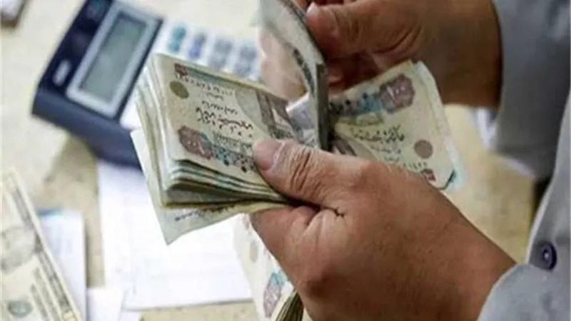بعد قانون العمل الجديد.. بشرى سارة للموظفين 
