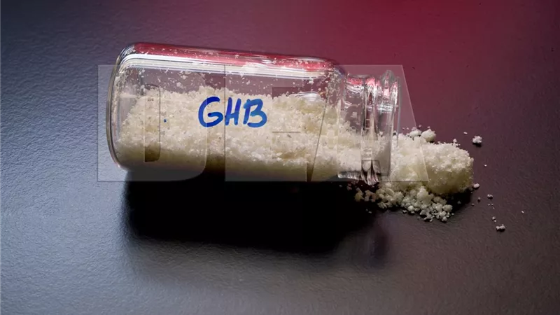 بعد العثور عليه بحوزة مذيعة.. ما هو مخدر GHB ولماذا أصبح غير قانوني؟ 