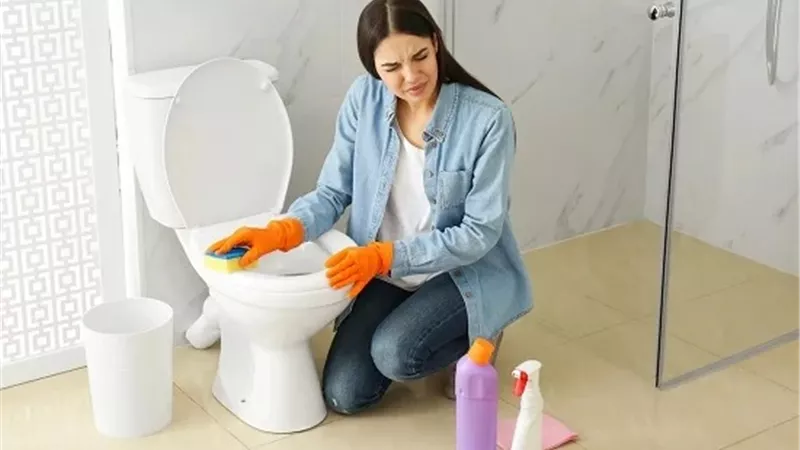 لست البيت.. أفضل طريقة لتنظيف حمامك بسهولة