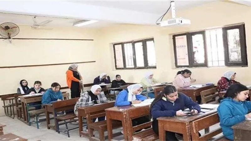 موعد امتحانات نصف العام الدراسي الحالي 2024-2025