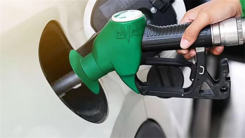 بعد الزيادة الأخيرة.. كم يبلغ سعر البنزين اليوم الإثنين 2-12-2024؟