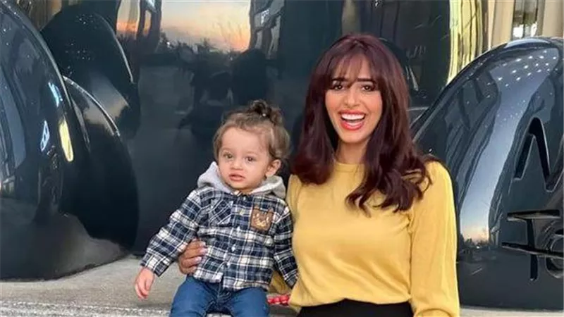 بعد انفصالها .. تعرض نجل رنا سماحة لأزمة صحية وتطالب الجمهور بالدعاء له