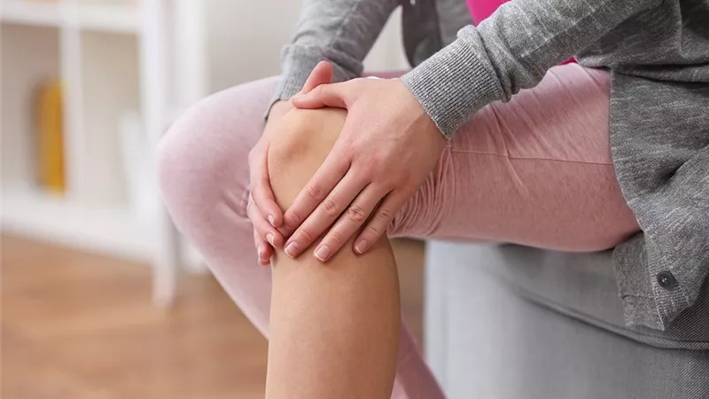 لعلاج التهاب المفاصل.. هيئة الدواء توضح طريقة حقن حمض «الهياليورونيك»