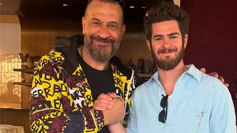 أندرو جارفيلد يشعل الجدل عبر منصات التواصل بعد مهرجان البحر الأحمر.. والجمهور: أحلام العصاري 