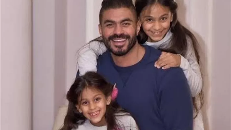 خالد سليم يتصدر التريند بسبب ابنته ووالدتها تطلب الدعاء (صور)  