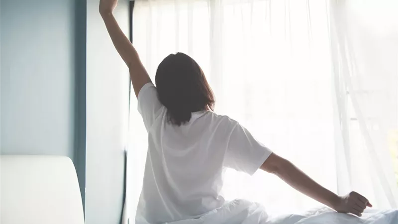 3 عادات صباحية تساعدك في النشاط والحيوية طول اليوم 