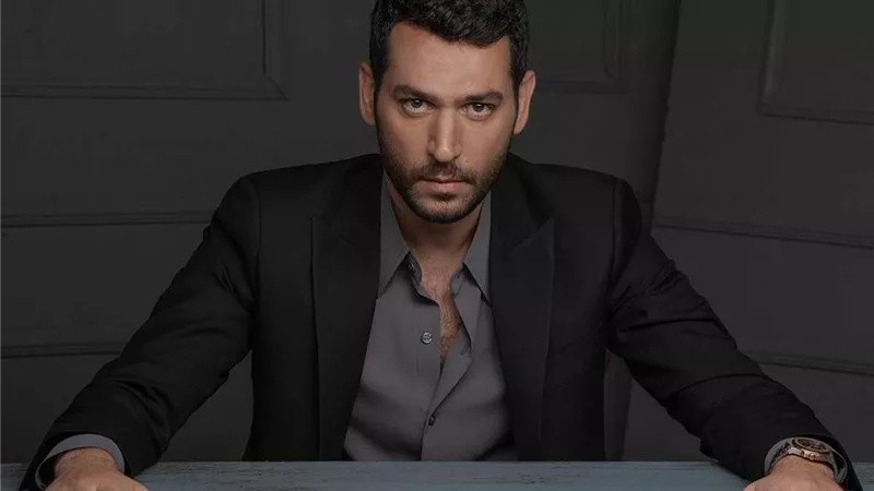 تفاصيل مشاركة نجم تركيا مراد يلدريم بتجربة سينمائية عالمية 