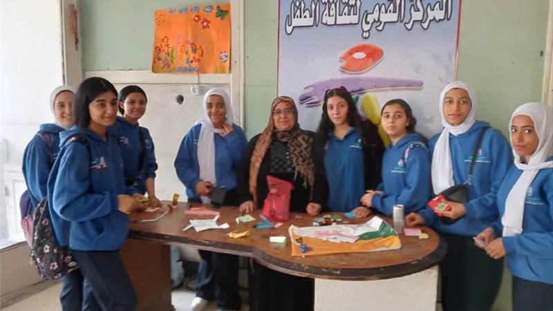 نشاط المجلس القومي للمرأة لنشر الثقافة والتوعية بين طلاب المدارس 