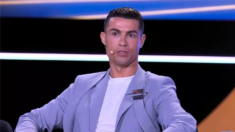 كريستيانو رونالدو يفتتح حفل جلوب سوكر 2024 بدبي 