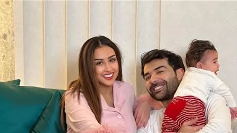 بإطلالات مثيرة للجدل وجلسات تصوير باهظة.. 7 فنانات يصبحن مامي 2025
