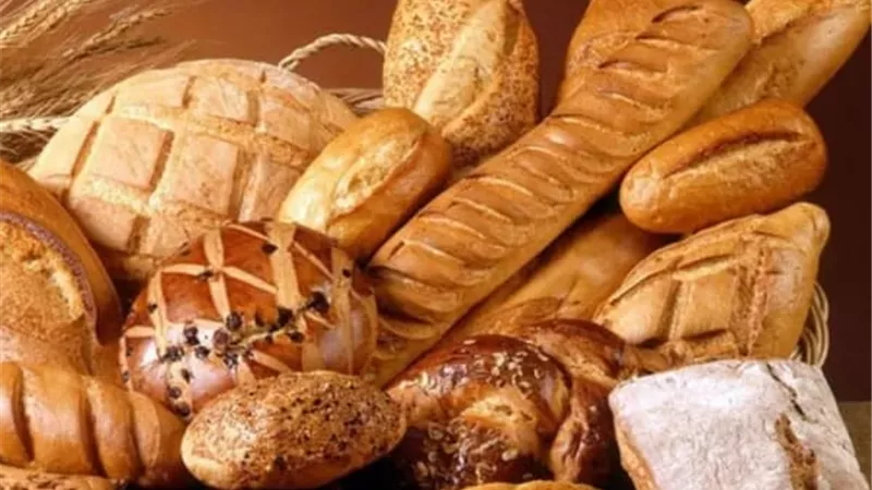 تفسير رؤية الخبز في المنام.. هل يمثل بشرى أم هدية؟ 