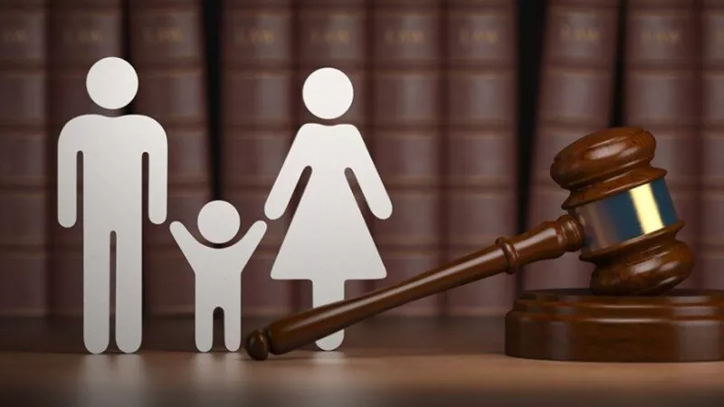 سرق مصوغاتي وطردني من منزل الزوجية.. شكوى سيدة داخل محكمة الأسرة 