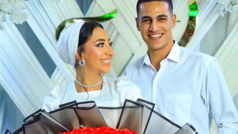 قصة شاب اعتنق الإسلام من أجل خطيبته تشعل الجدل عبر منصات التواصل (صور)