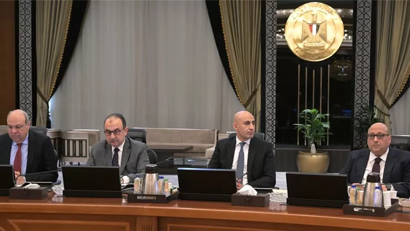 وزير التعليم يُقدّم عرضًا لنظام شهادة البكالوريا المصرية بديل الثانوية العامة