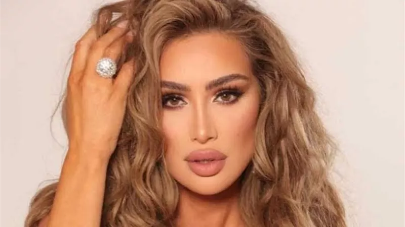 مايا دياب تصبح حديث الساعة بعد إطلالتها الأخيرة الجريئة (صور)