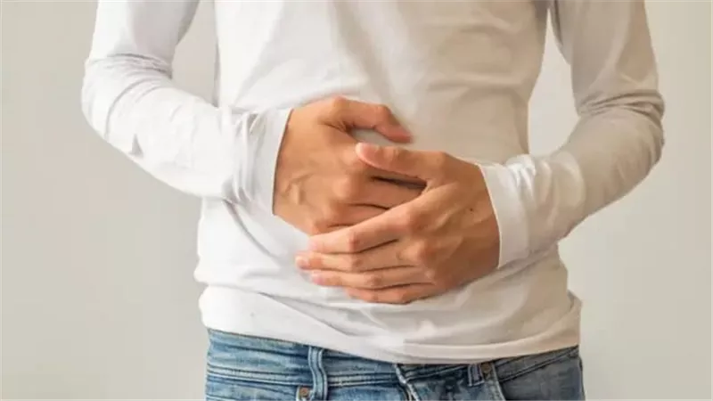 هل تعاني من الإمساك المستمر؟.. 7 خطوات للوقاية منه