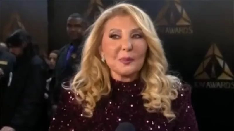 نادية الجندي في مرمى نيران الجمهور بعد حفل Joy awards 2025 لهذا السبب 
