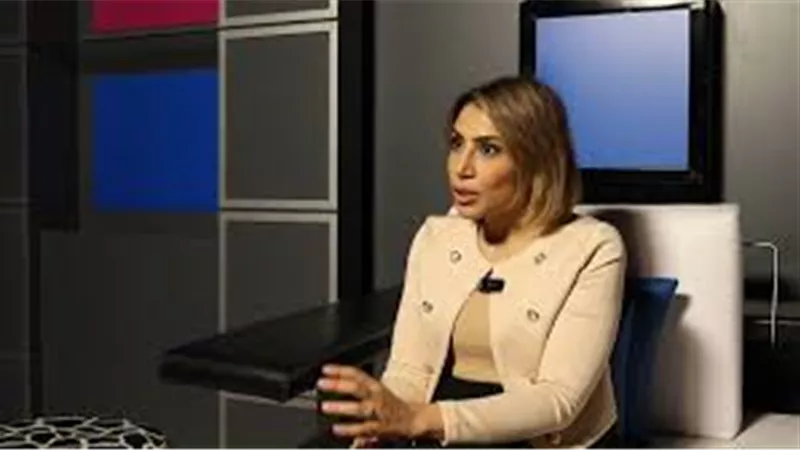 منيرة الفاضل | كاتبة بحرينية تخصصت في النقد والتحليل الأدبي