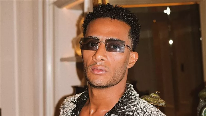 «رمضان أحلى».. محمد رمضان يطالب بوضع صورته على بوسترات المسلسلات.. والجمهور يهاجمه 