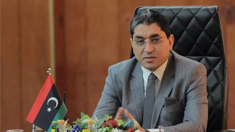 وزير العمل الليبي يطالب بتخصيص مليار دينار لدعم المشروعات الصغيرة والمتوسطة