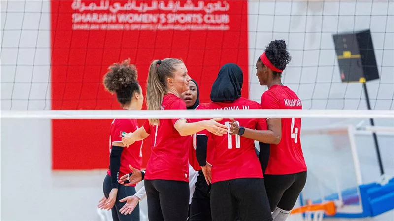 «الشارقة الرياضي للمرأة» يتأهل لنصف نهائي دوري الكرة الطائرة