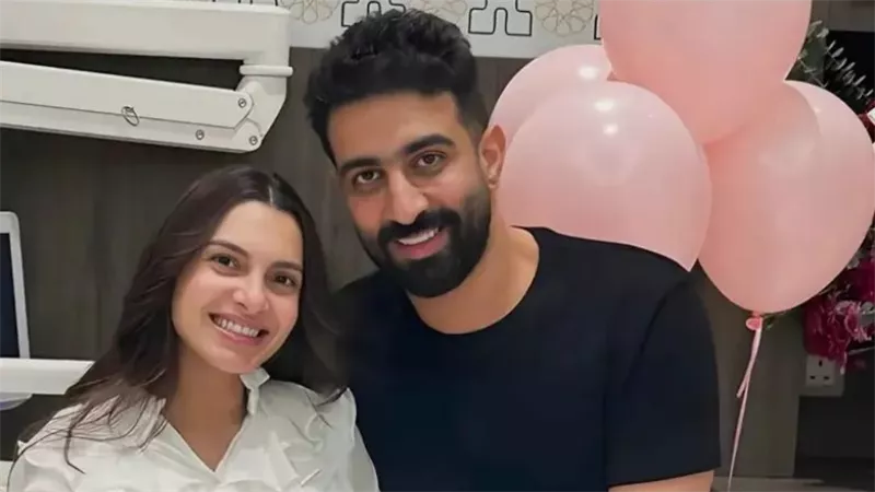 كارمن سليمان تستقبل توأمها البنات برسالة لطيفة.. ماذا أسمتهما؟