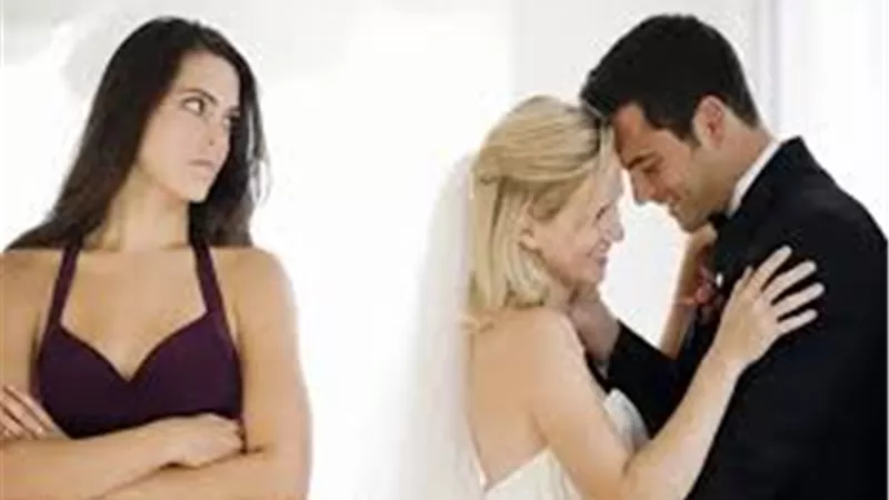 أعشق أخت مراتي ومش عارف أعمل ايه؟.. وردود قاسية