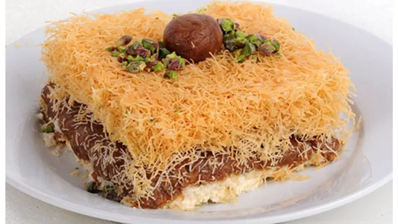 لعزومات رمضان.. طريقة تحضير الكنافة بالبلح بخطوات بسيطة 