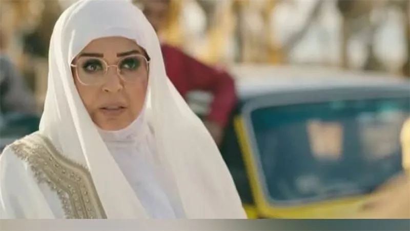 العتاولة 2 الحلقة الثانية.. جمل فيفي عبده يشعل الجدل عبر السوشيال 