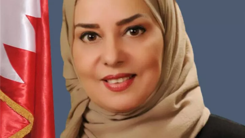 سفيرة البحرين تشيد بمخرجات القمة العربية ووحدة الصف تجاه القضية الفلسطينية