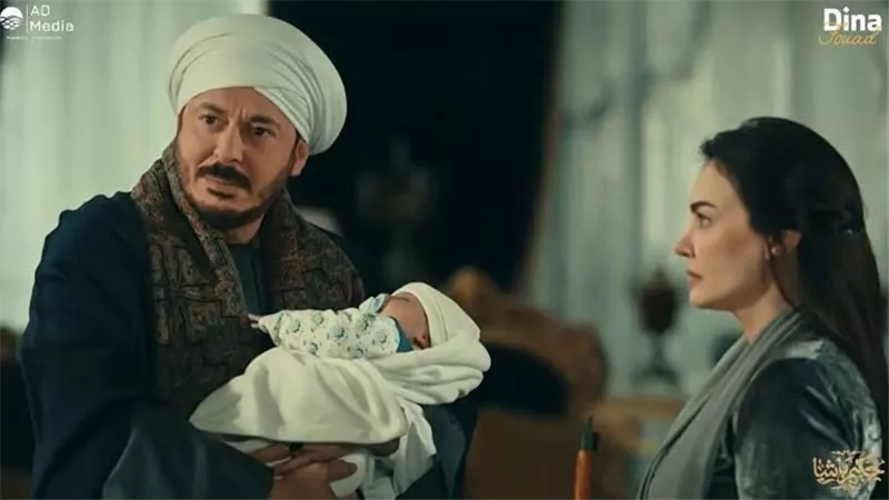 حكيم باشا الحلقة 8.. خلافات بين زوجات مصطفى شعبان ورحلة للمقابر مثيرة 