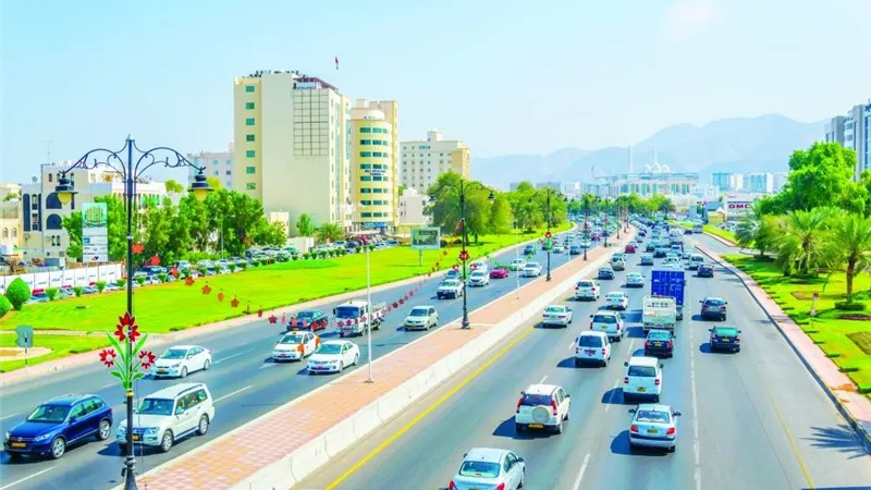 تحت شعار 